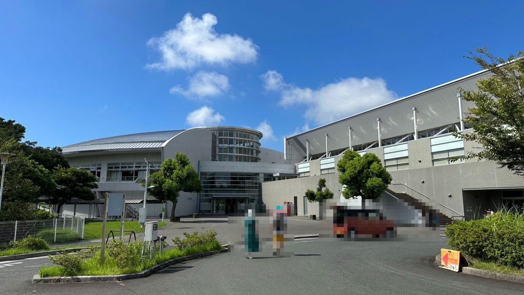 湖西市アメニティプラザのプール全景