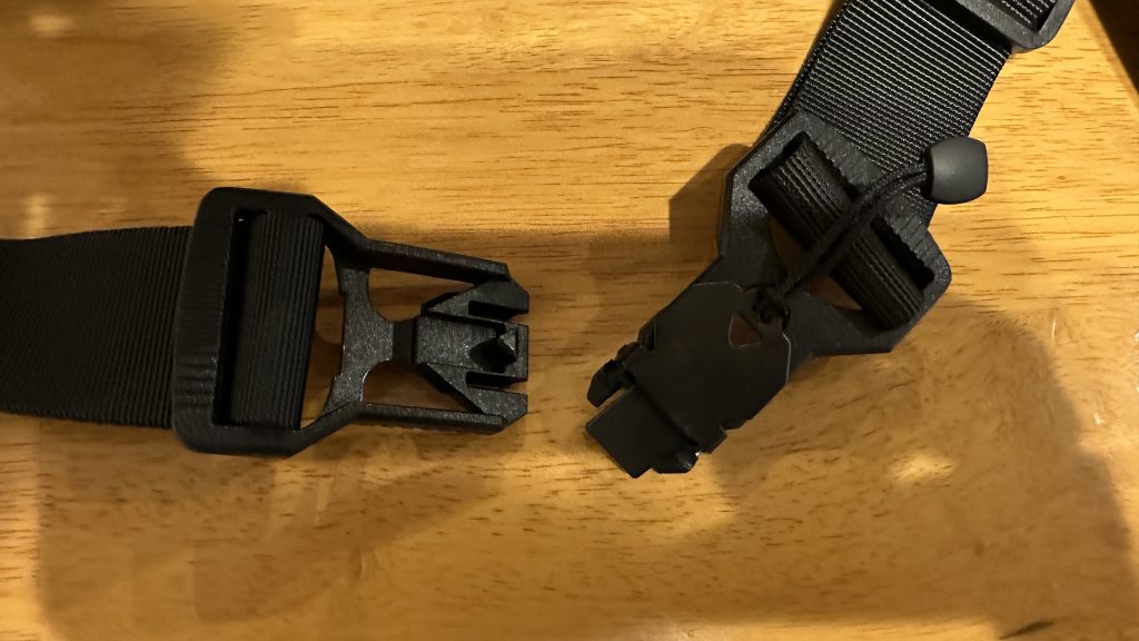 マグネットバックル